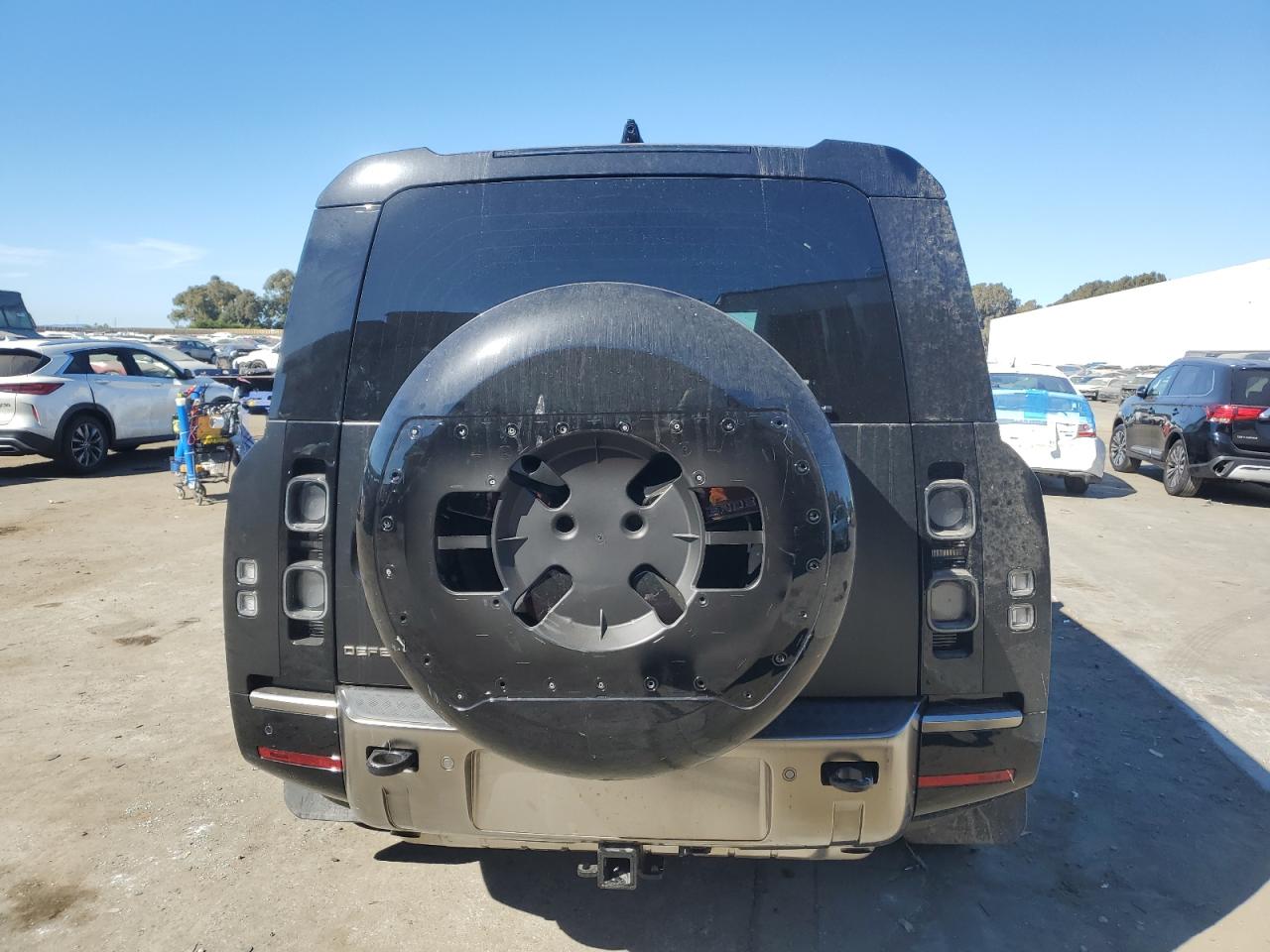 2024 Land Rover Defender VIN SALEXFEU3R2339166 Copart auction photo, water/flood damage thumbnail 6