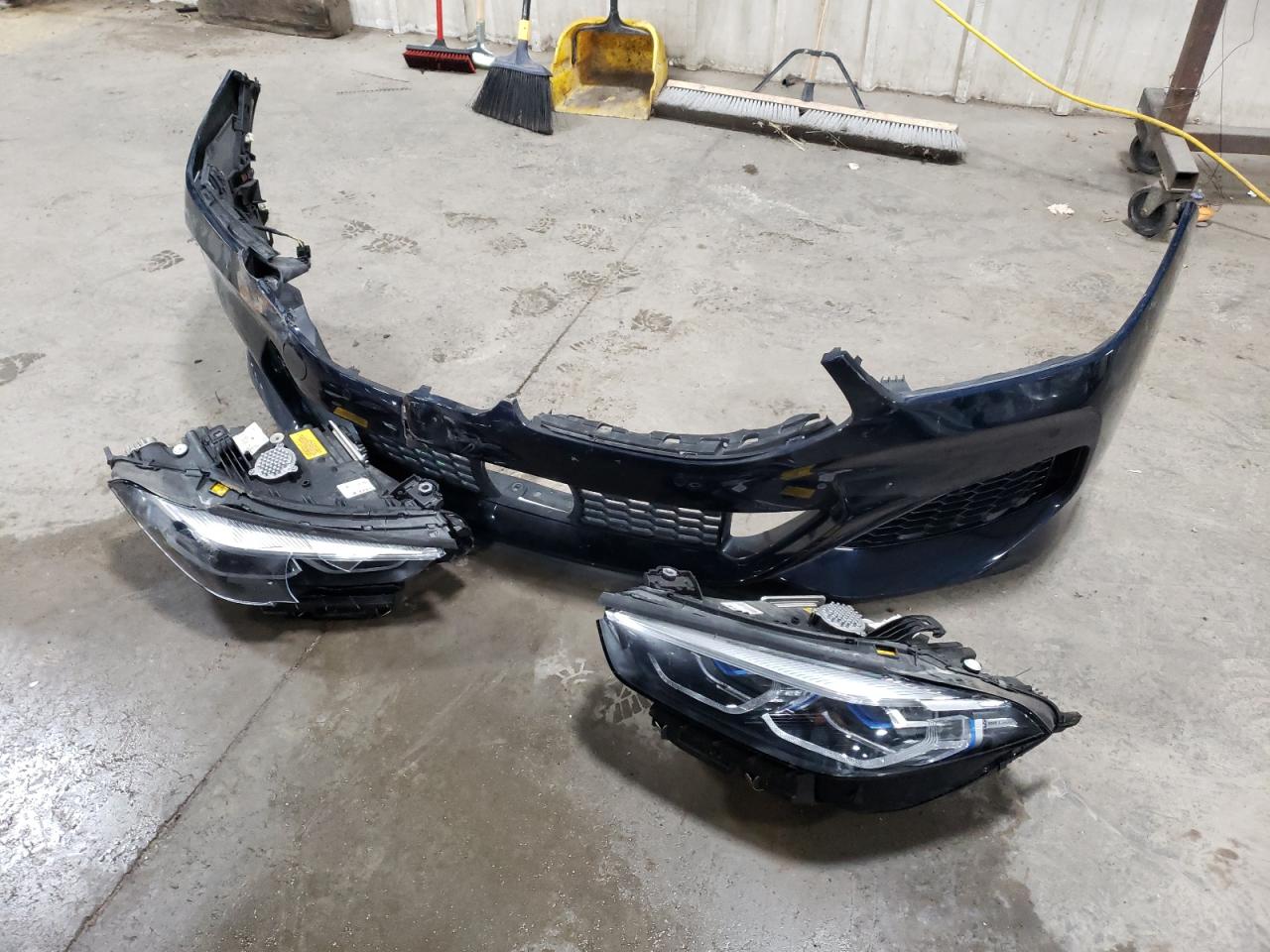 2019 BMW M8 VIN WBABC4C59KBJ35898 Copart auction photo, front end damage thumbnail 12