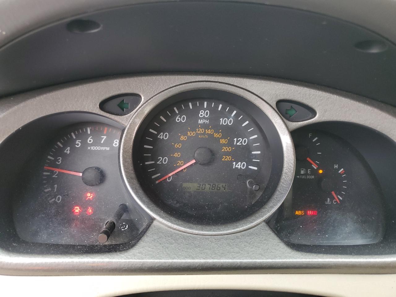 2001 Toyota Highlander VIN JTEGD21AX10012739 Copart auction photo, front end / minor dent/scratches damage thumbnail 9