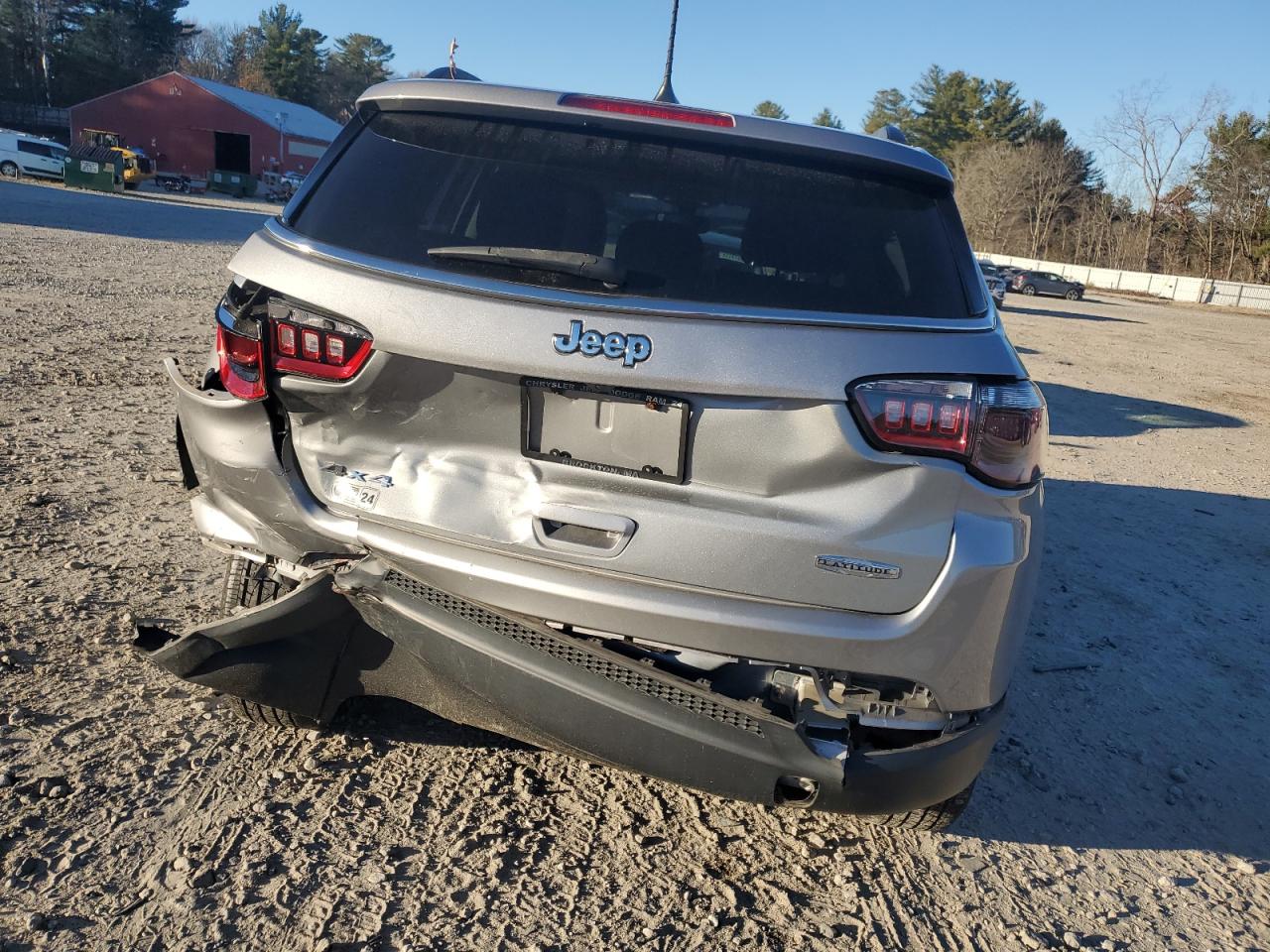 2021 Jeep Compass VIN 3C4NJDBB6MT546769 Copart auction photo, rear end / front end damage thumbnail 6