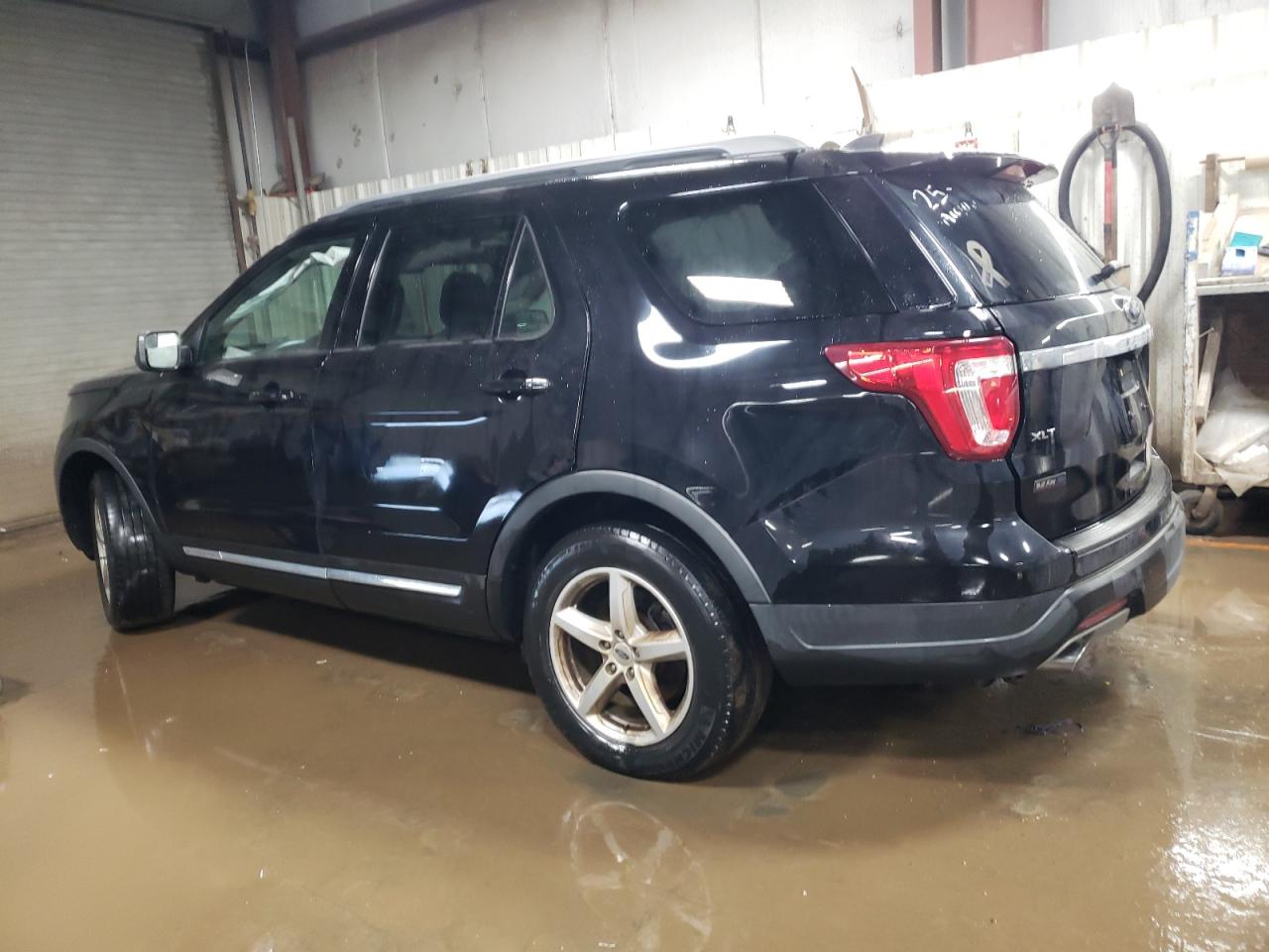 2019 Ford Explorer VIN 1FM5K7DH4KGA49989 Copart auction photo, rear end damage thumbnail 2