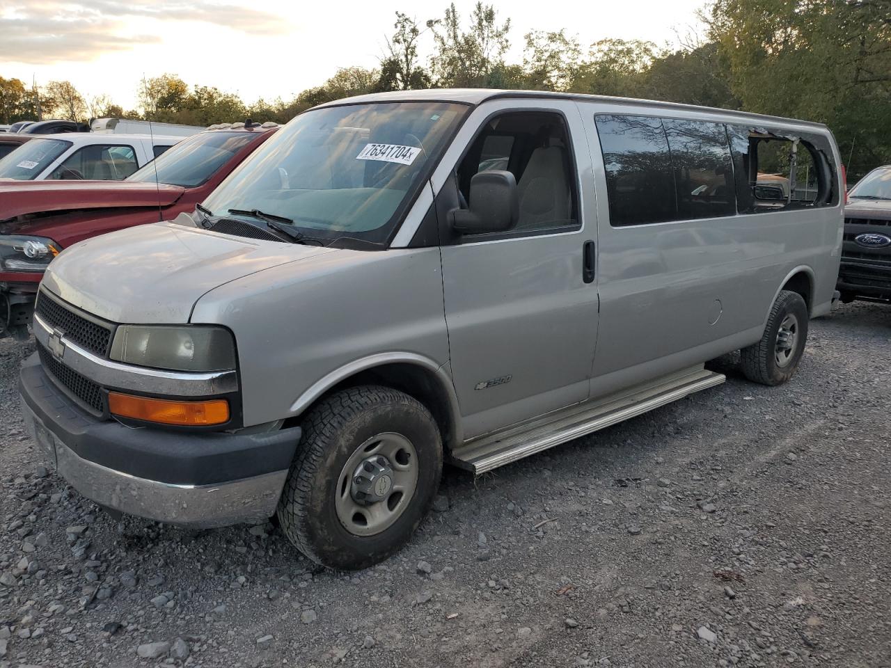 2006 Chevrolet Express VIN 1GAHG39U861103006