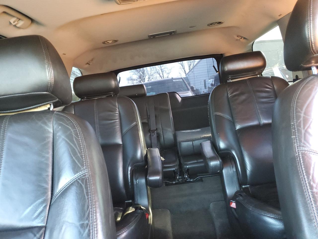2009 GMC Yukon VIN 1GKFK03209R232273 Copart auction photo, front end damage thumbnail 10