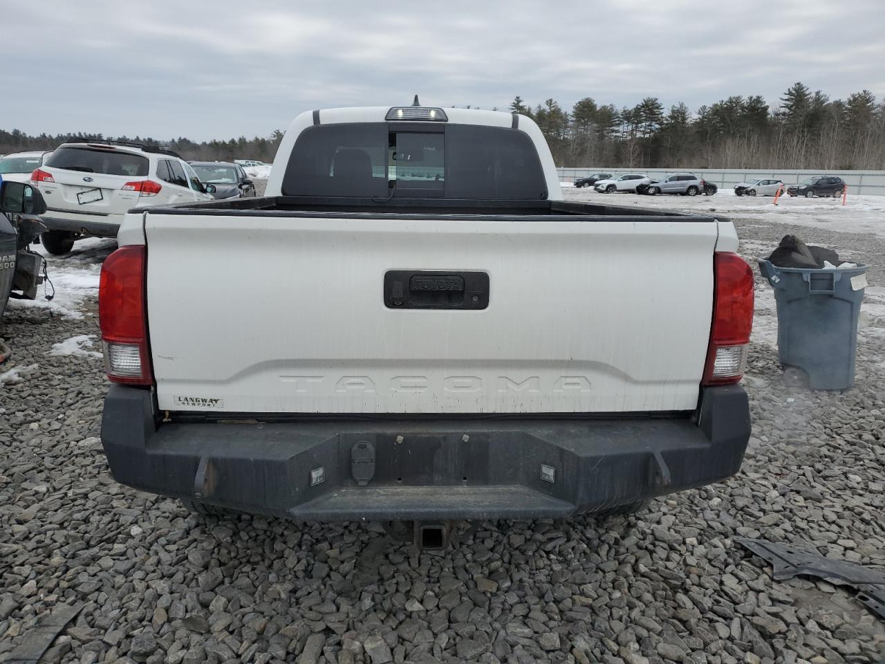 2017 Toyota Tacoma VIN 3TMDZ5BN0HM022733 Copart auction photo, front end / side damage thumbnail 6