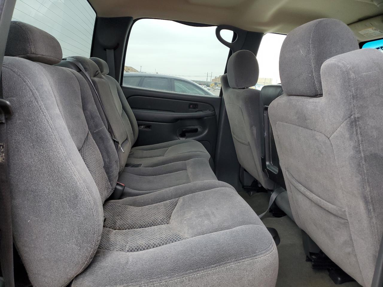 2005 Chevrolet Silverado VIN 1GCHC23U25F941197 Copart auction photo, front end / rear end damage thumbnail 10