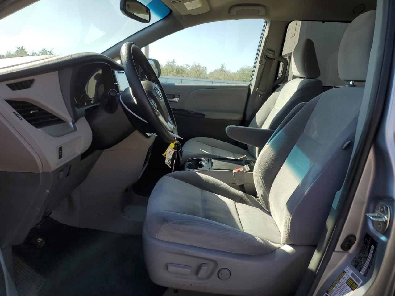2015 Toyota Sienna VIN 5TDKK3DC7FS645405 Copart auction photo, undercarriage damage thumbnail 7