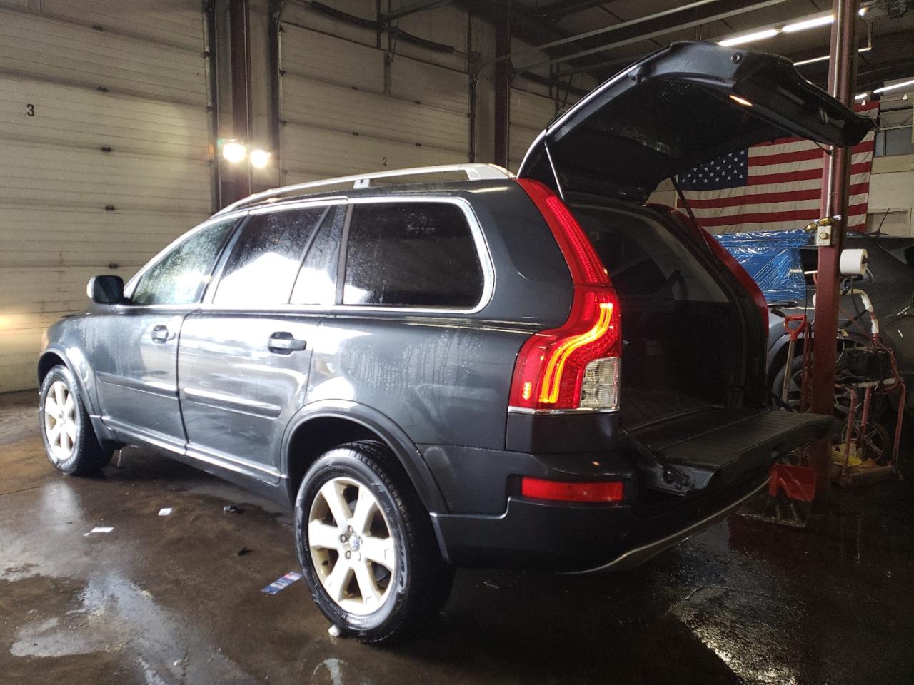 2013 Volvo XC90 VIN YV4952CZXD1633066 Copart auction photo, front end / minor dent/scratches damage thumbnail 2