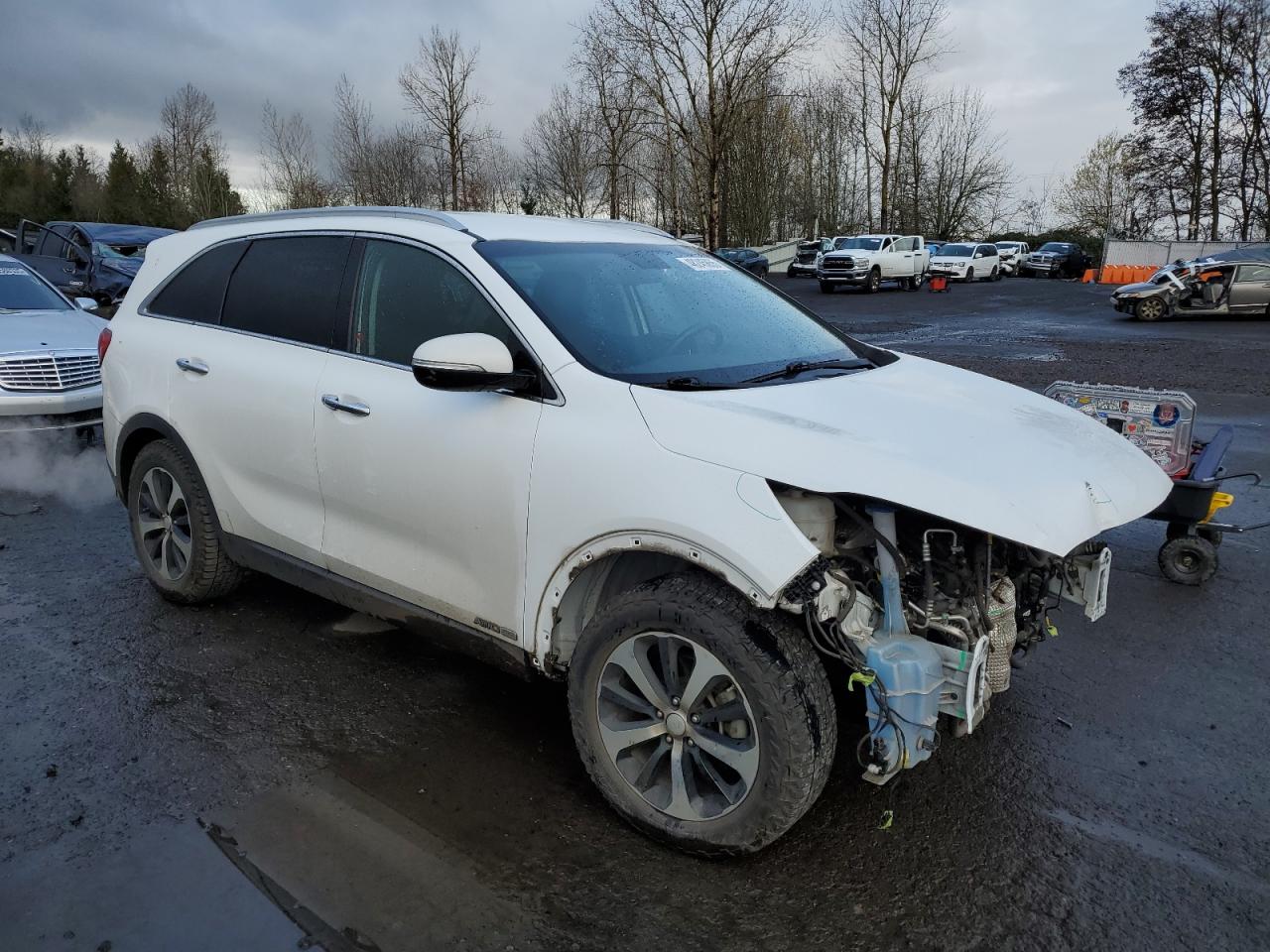 2016 KIA Sorento VIN 5XYPHDA55GG116551 Copart auction photo, front end damage thumbnail 4
