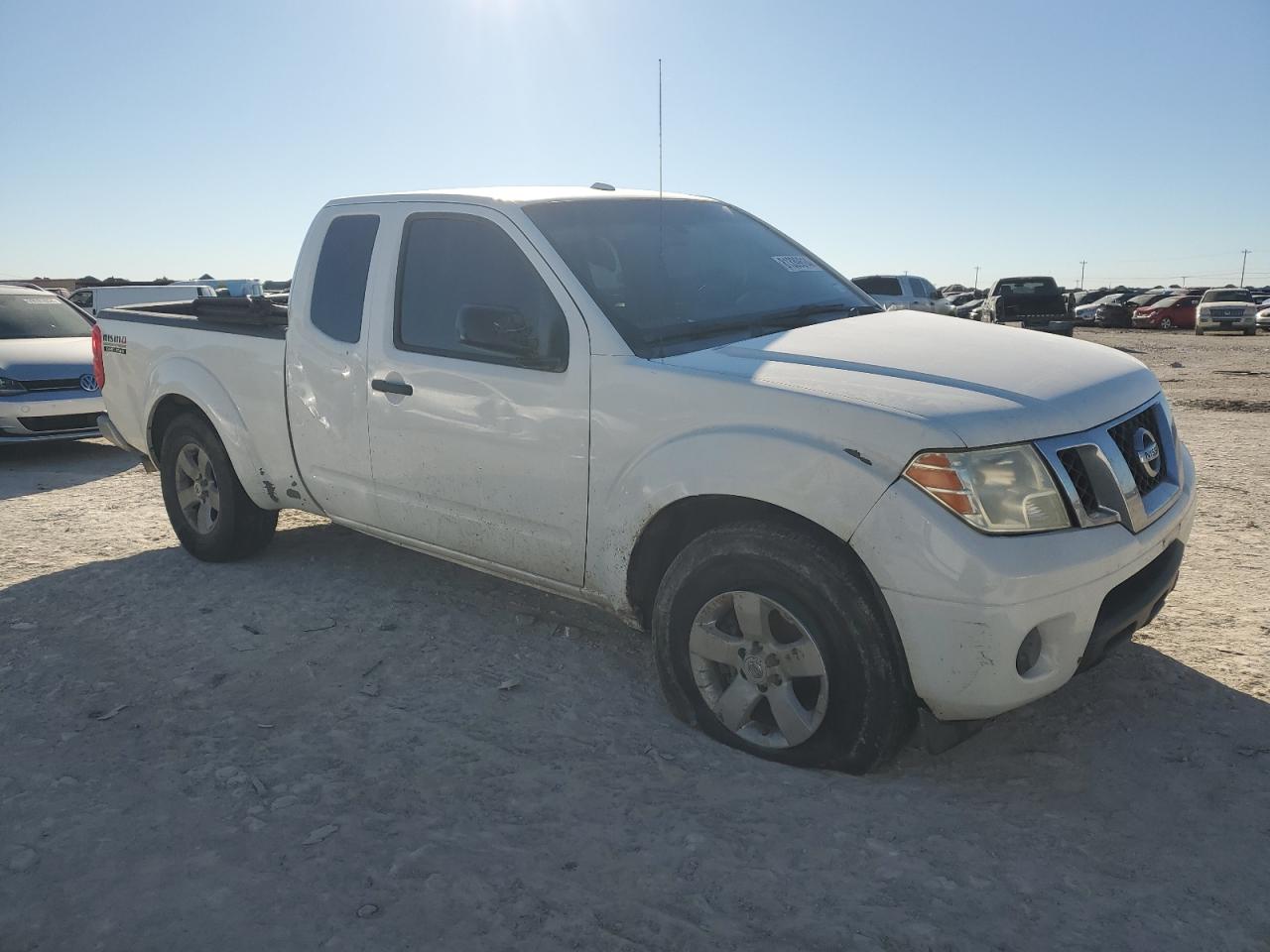 2013 Nissan Navara (Frontier) VIN 1N6AD0CU4DN712766 Copart auction photo, minor dent/scratches / mechanical damage thumbnail 4