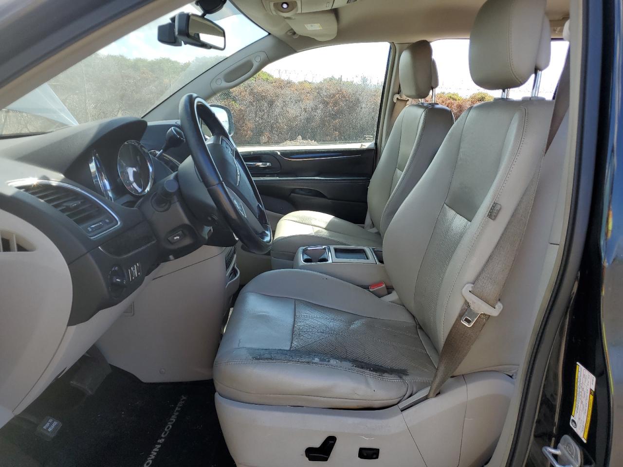 2012 Chrysler Town & Country VIN 2C4RC1CG7CR150310 Copart auction photo, front end damage thumbnail 7