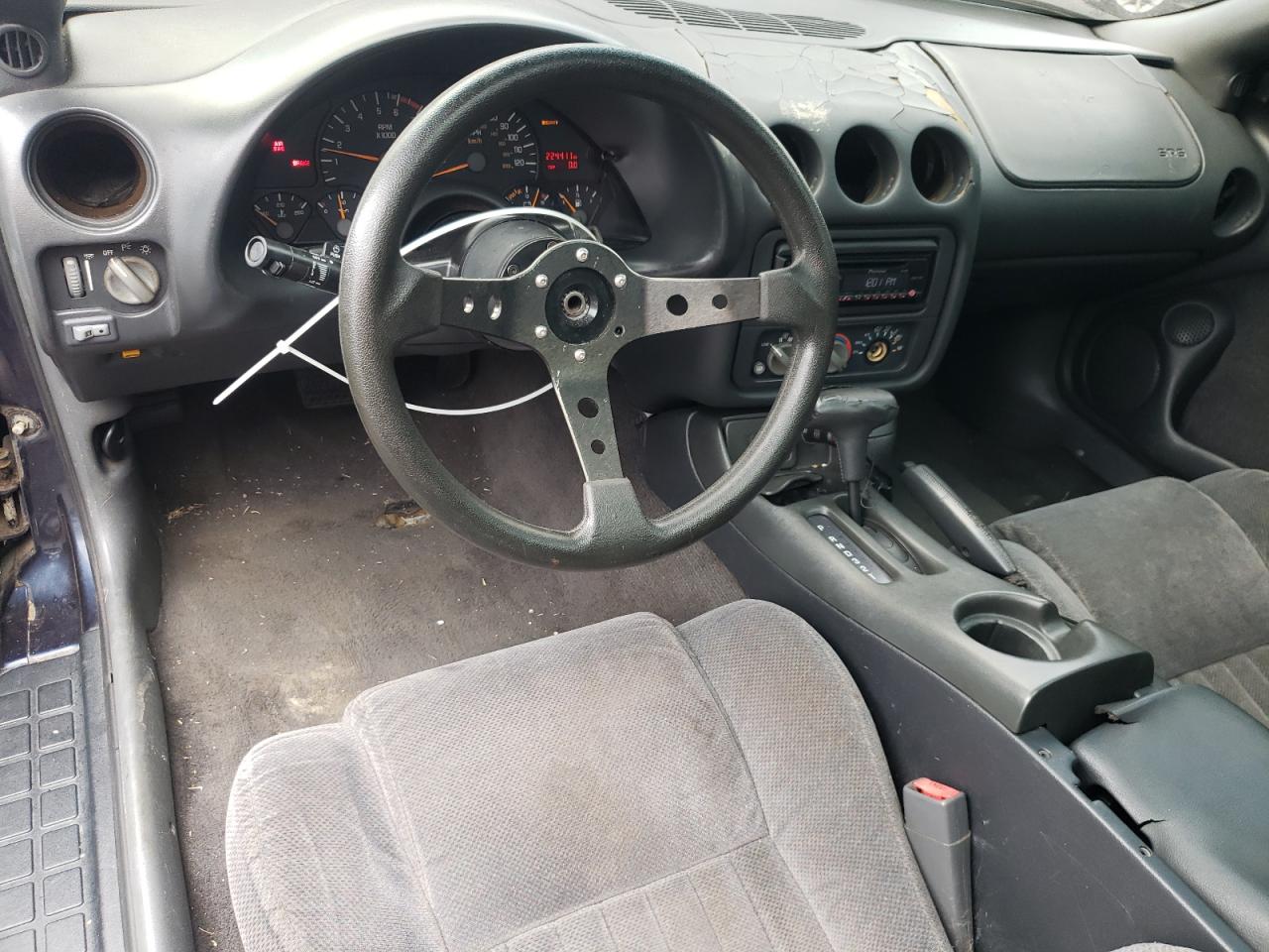 1998 Pontiac Firebird VIN 2G2FS22K1W2205868 Copart auction photo, front end / side damage thumbnail 8