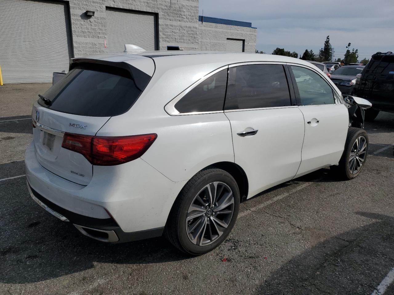 2020 Acura MDX VIN 5J8YD4H5XLL055896 Copart auction photo, front end damage thumbnail 3