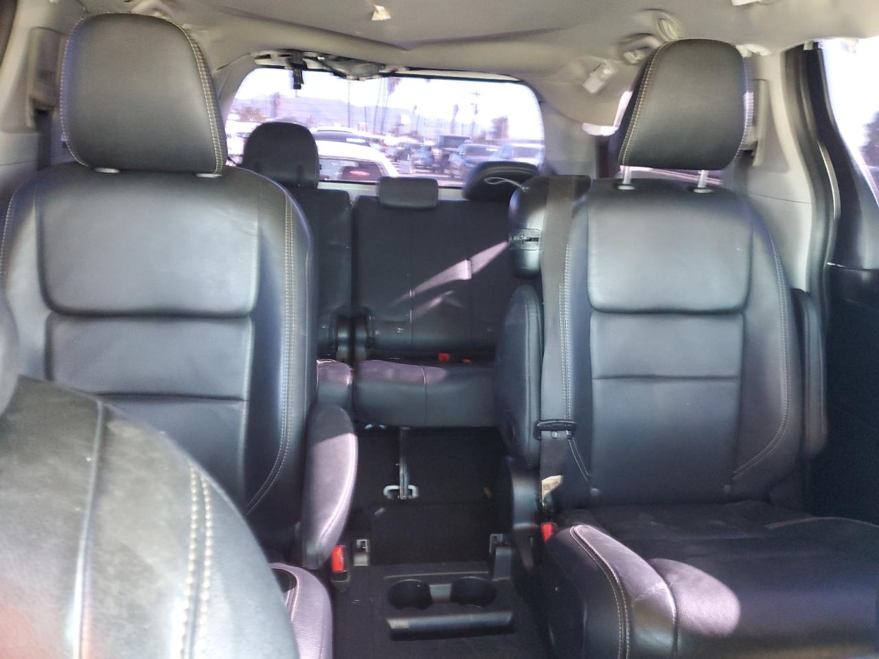 2020 Toyota Sienna VIN 5TDXZ3DC9LS030514 Copart auction photo, front end / minor dent/scratches damage thumbnail 10