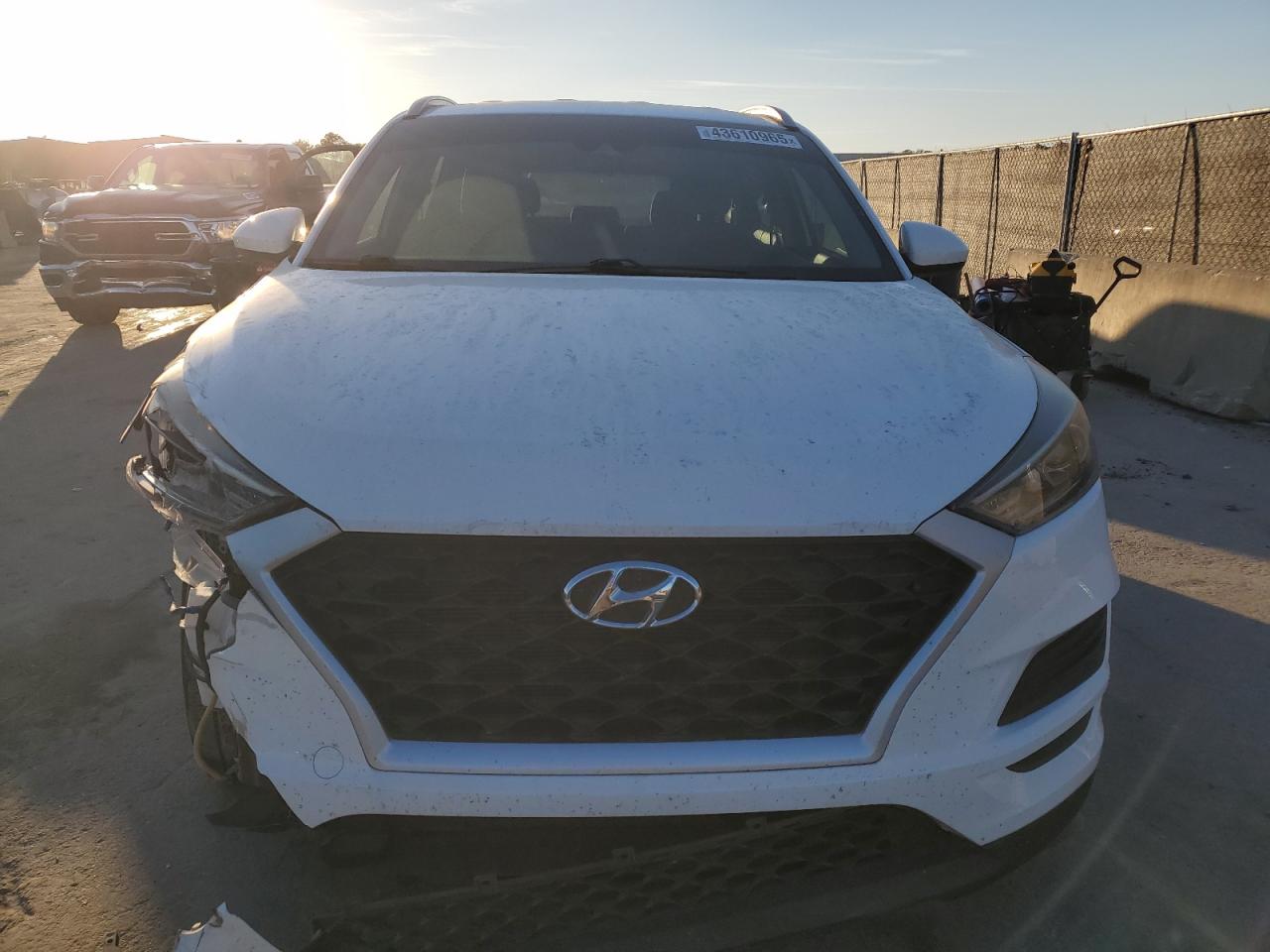 2020 Hyundai Tucson VIN KM8J33A43LU216822 Copart auction photo, front end damage thumbnail 5