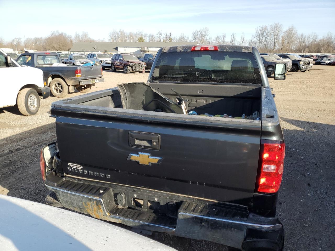 2019 Chevrolet Silverado VIN 2GC2KREG0K1181556 Copart auction photo, front end / side damage thumbnail 6