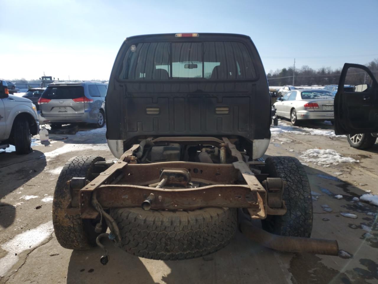 2006 Ford F250 VIN 1FTSW21P16EB31027 Copart auction photo, front end damage thumbnail 6