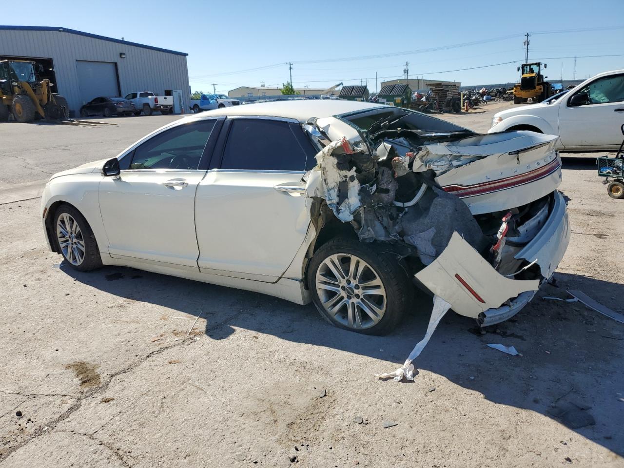 2013 Lincoln MKZ VIN 3LN6L2GK0DR804529 Copart auction photo, rear end / minor dent/scratches damage thumbnail 2
