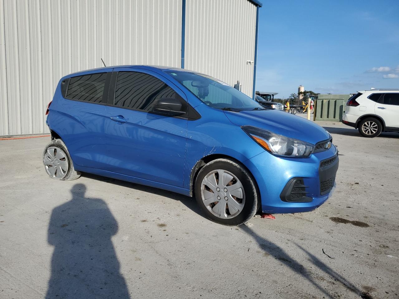 2018 Chevrolet Spark VIN KL8CB6SA8JC471127 Copart auction photo, rear end damage thumbnail 4