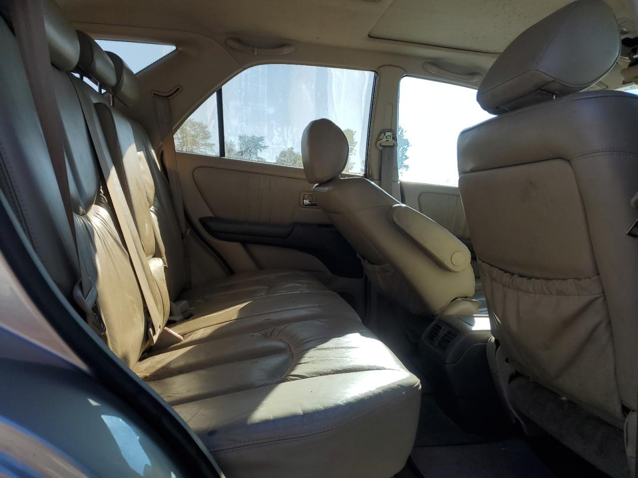 2003 Lexus RX VIN JTJHF10U330305732 Copart auction photo, front end / minor dent/scratches damage thumbnail 11