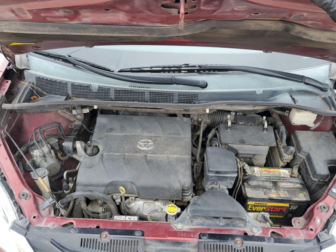 2013 Toyota Sienna VIN 5TDKK3DC1DS316180 Copart auction photo, rear end / minor dent/scratches damage thumbnail 12