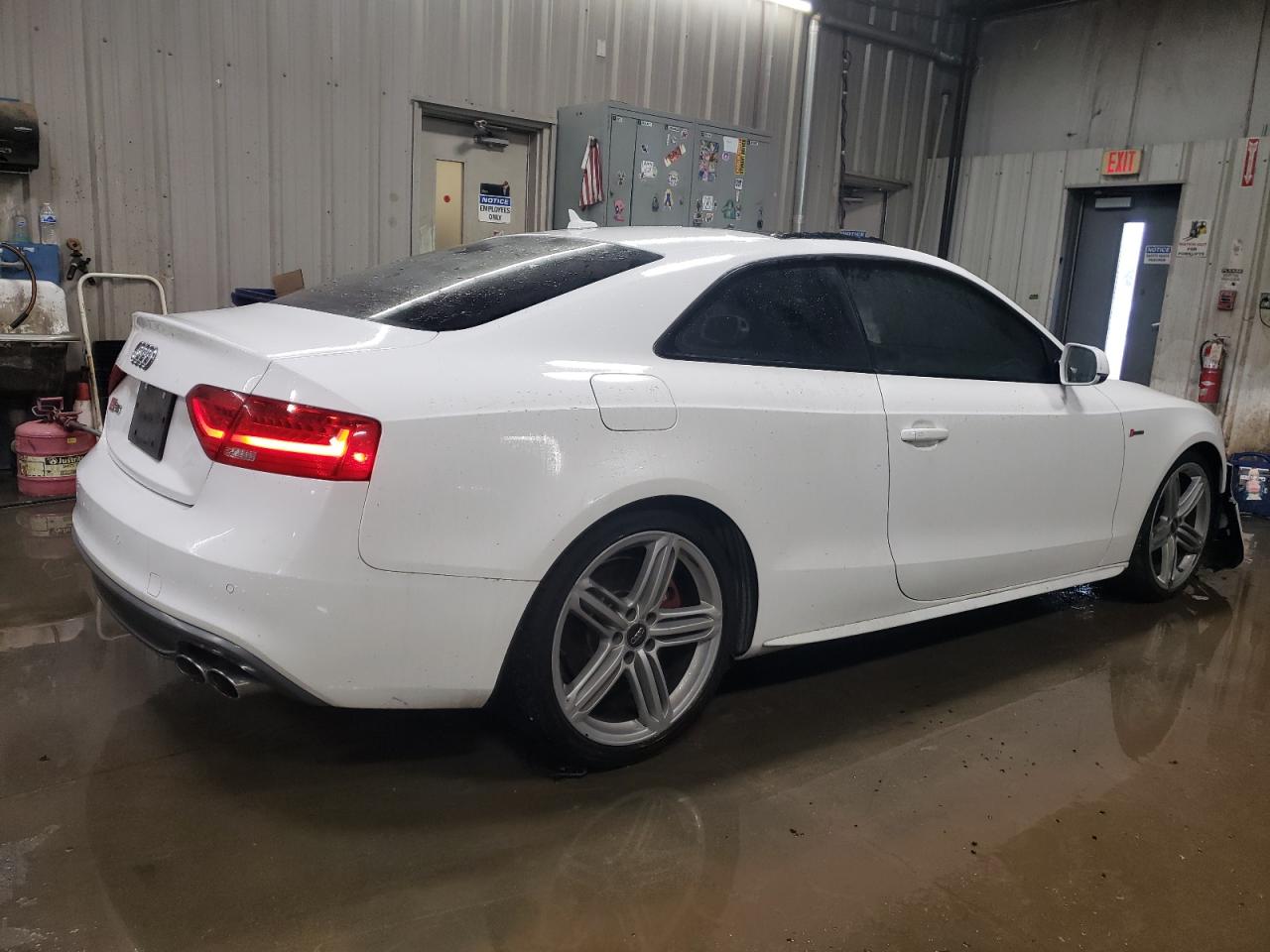 2014 Audi RS5 VIN WAUCGAFR2EA019121 Copart auction photo, front end damage thumbnail 3