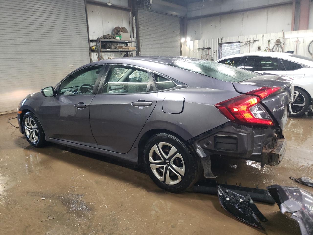 2017 Honda Civic VIN 19XFC2F53HE019029 Copart auction photo, rear end damage thumbnail 2