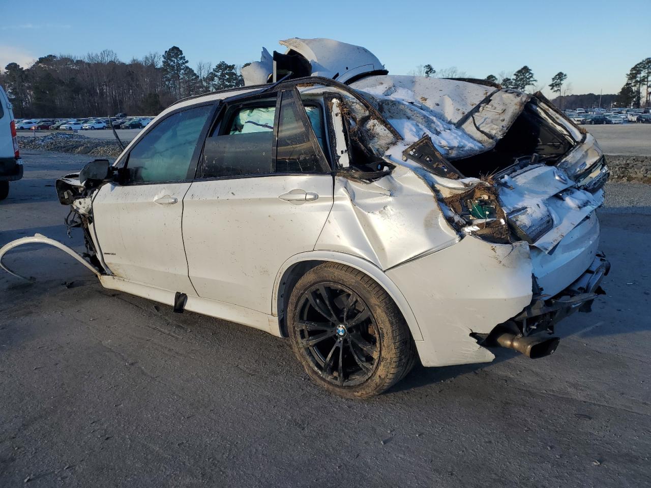 2018 BMW X5 VIN 5UXKR6C56JL069072 Copart auction photo, all over / rollover damage thumbnail 2
