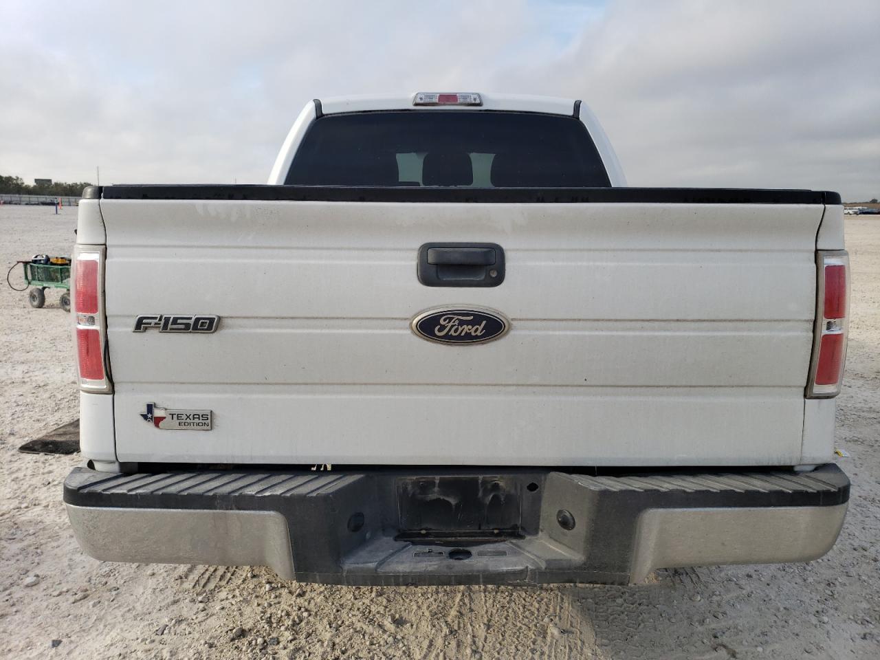 2011 Ford F-150 VIN 1FTFW1CF3BFC27052 Copart auction photo, front end damage thumbnail 6
