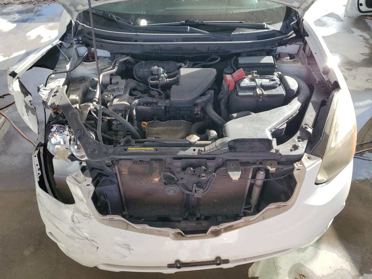 2015 Nissan Rogue VIN JN8AS5MT3FW153921 Copart auction photo, front end / minor dent/scratches damage thumbnail 12