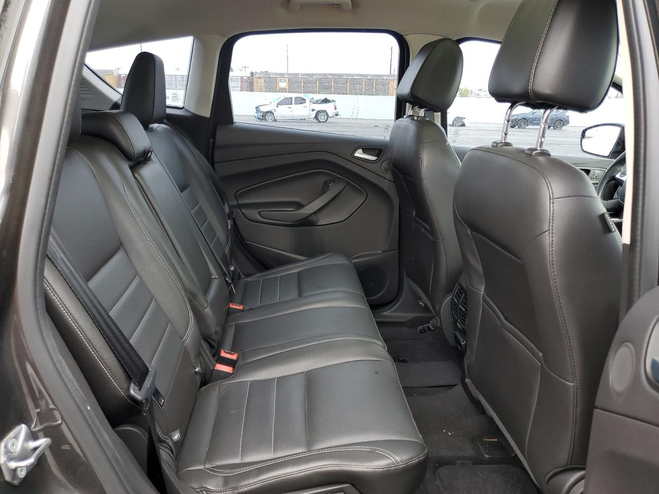 2016 Ford C-MAX VIN 1FADP5BU1GL101069 Copart auction photo, front end / minor dent/scratches damage thumbnail 10