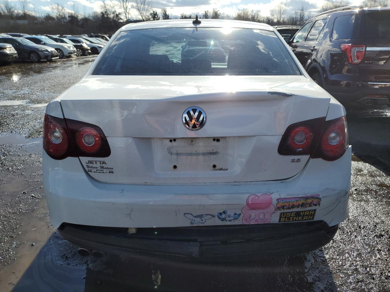 2010 Volkswagen Jetta VIN 3VWRZ7AJ9AM039064 Copart auction photo, rear end damage thumbnail 6