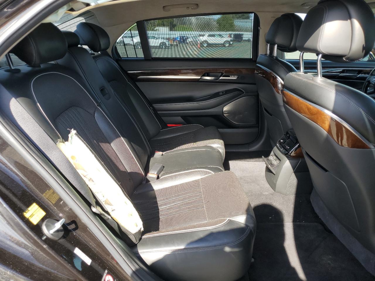 2018 Genesis G90 VIN KMHG34JA2JU043474 Copart auction photo, all over damage thumbnail 10