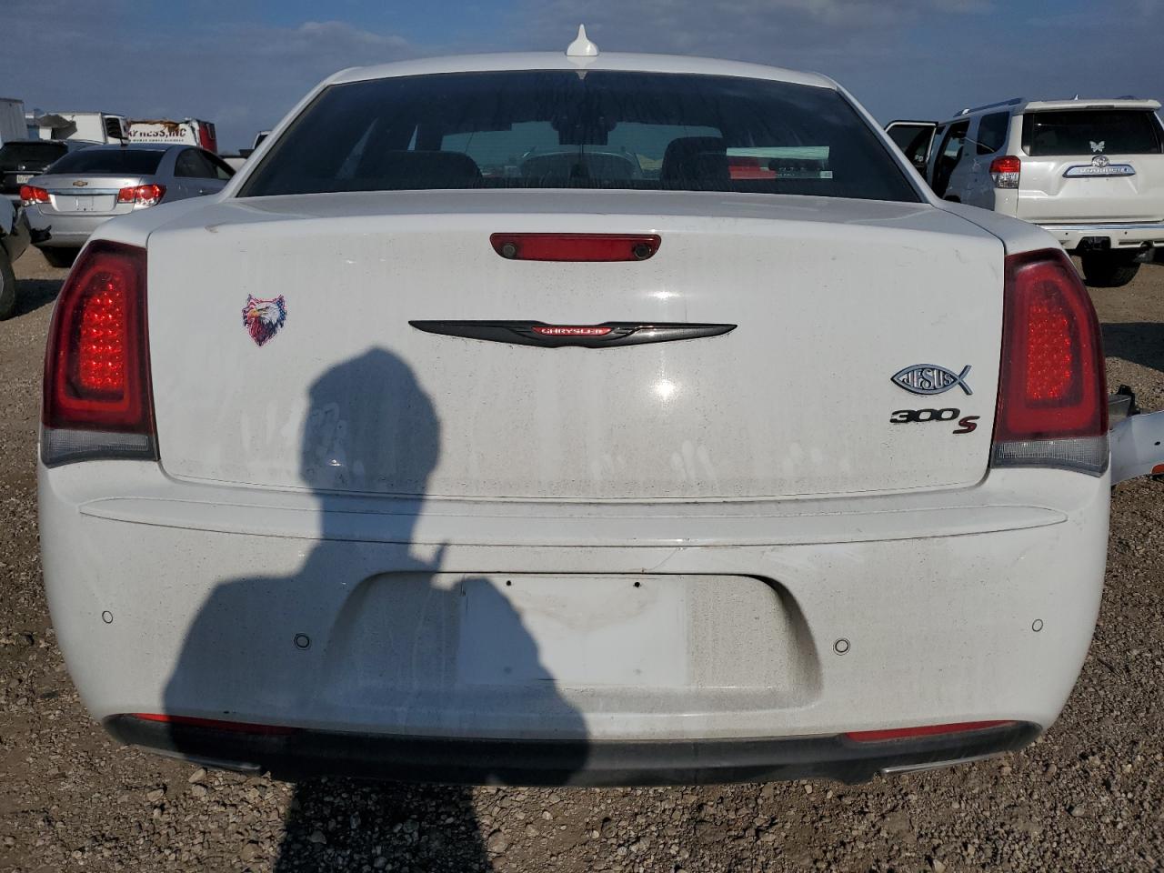 2021 Chrysler 300 VIN 2C3CCABG9MH554485 Copart auction photo, front end / side damage thumbnail 6