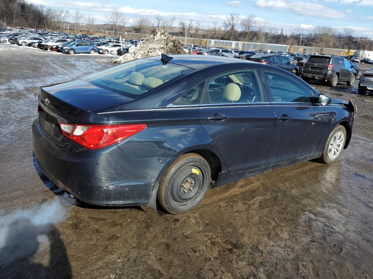 2011 Hyundai Sonata VIN 5NPEB4AC2BH105502 Copart auction photo, front end / minor dent/scratches damage thumbnail 3