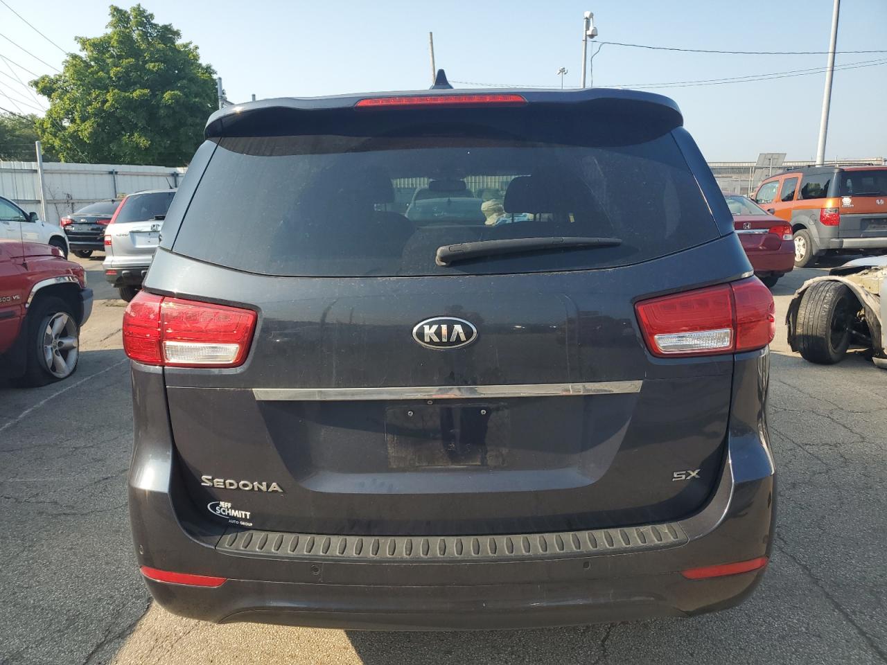 2015 KIA Sedona VIN KNDMC5C10F6047335 Copart auction photo, front end / mechanical damage thumbnail 6