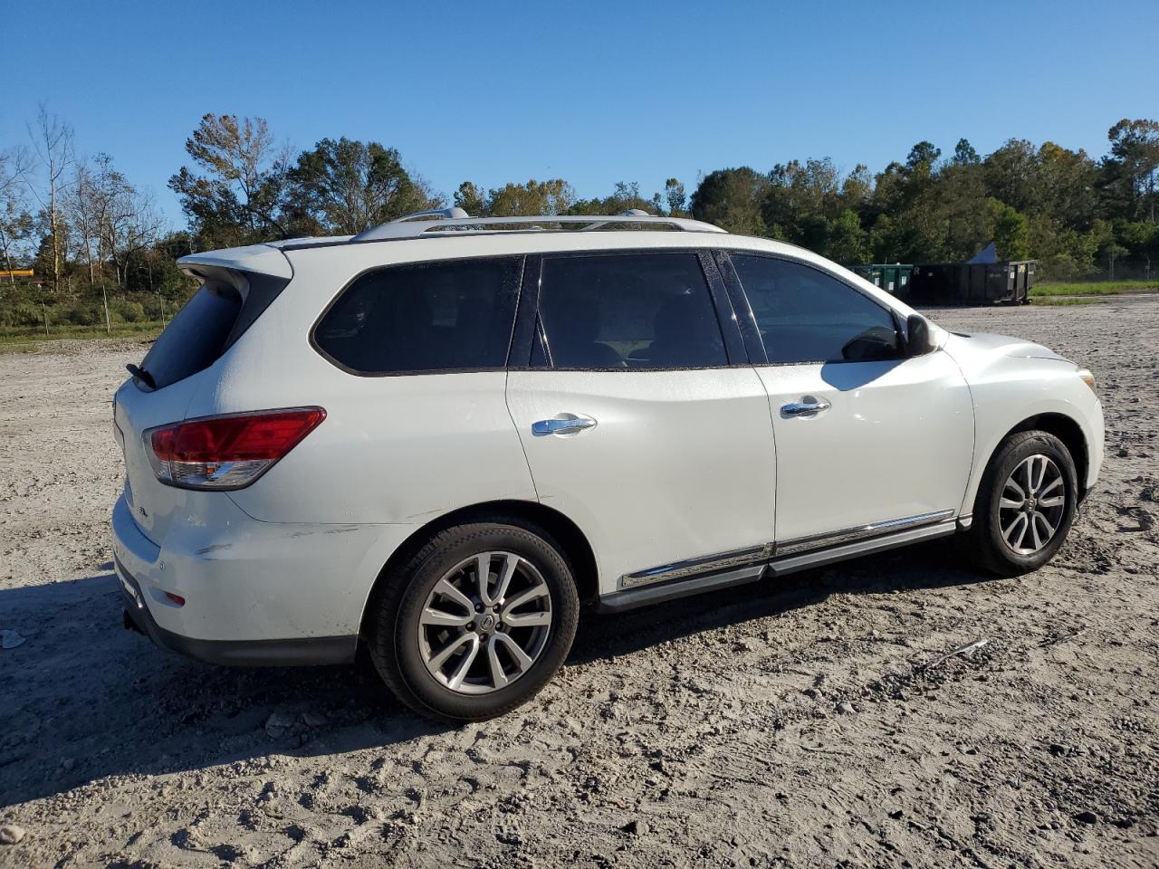 2015 Nissan Pathfinder VIN 5N1AR2MN8FC633957 Copart auction photo, top/roof / minor dent/scratches damage thumbnail 3