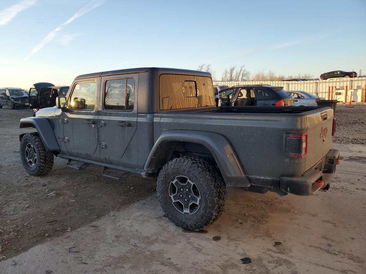2021 Jeep Gladiator VIN 1C6JJTEG4ML525387 Copart auction photo, minor dent/scratches / missing/altered vin damage thumbnail 2