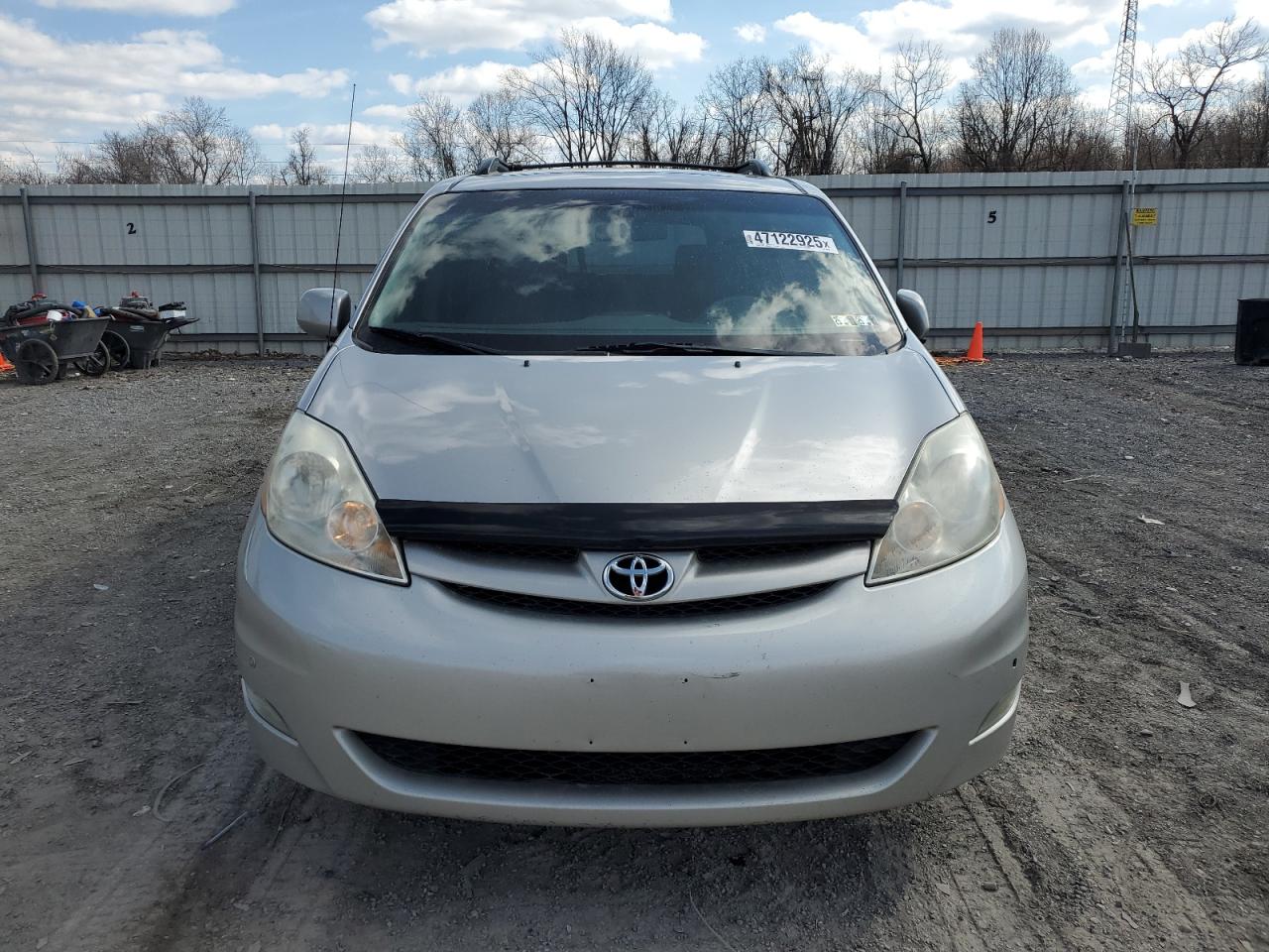 2010 Toyota Sienna VIN 5TDYK4CC9AS335380 Copart auction photo, mechanical damage thumbnail 5