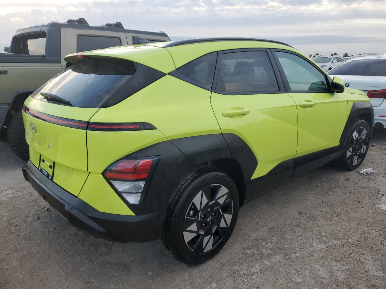 2024 Hyundai Kona VIN KM8HC3AB0RU053455 Copart auction photo, water/flood damage thumbnail 3