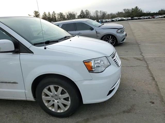 2015 Chrysler Town & Country VIN 2C4RC1BG4FR675671 Copart auction photo, side damage thumbnail 11