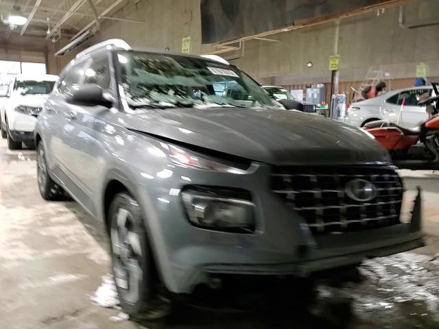 2022 Hyundai Venue VIN KMHRC8A3XNU207156 Copart auction photo, front end / side damage thumbnail 11