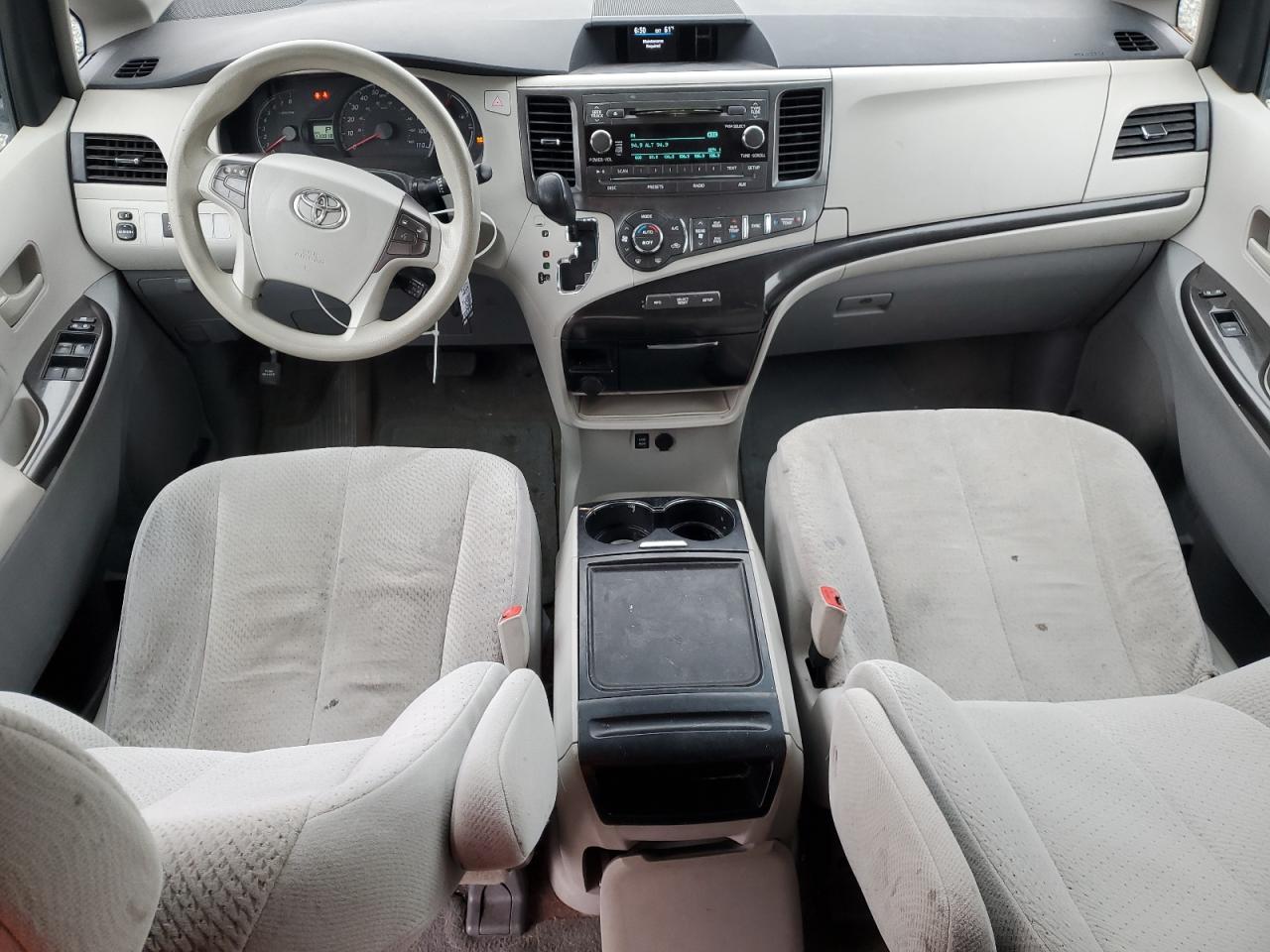 2013 Toyota Sienna VIN 5TDKK3DC7DS385715 Copart auction photo, rear end damage thumbnail 8
