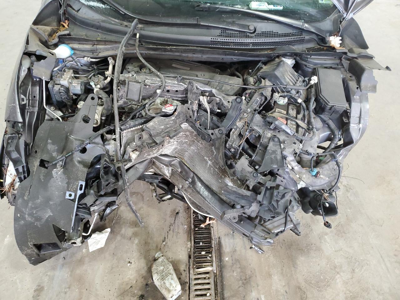 2016 Honda CR-V VIN 5J6RM4H33GL135106 Copart auction photo, rollover / mechanical damage thumbnail 13