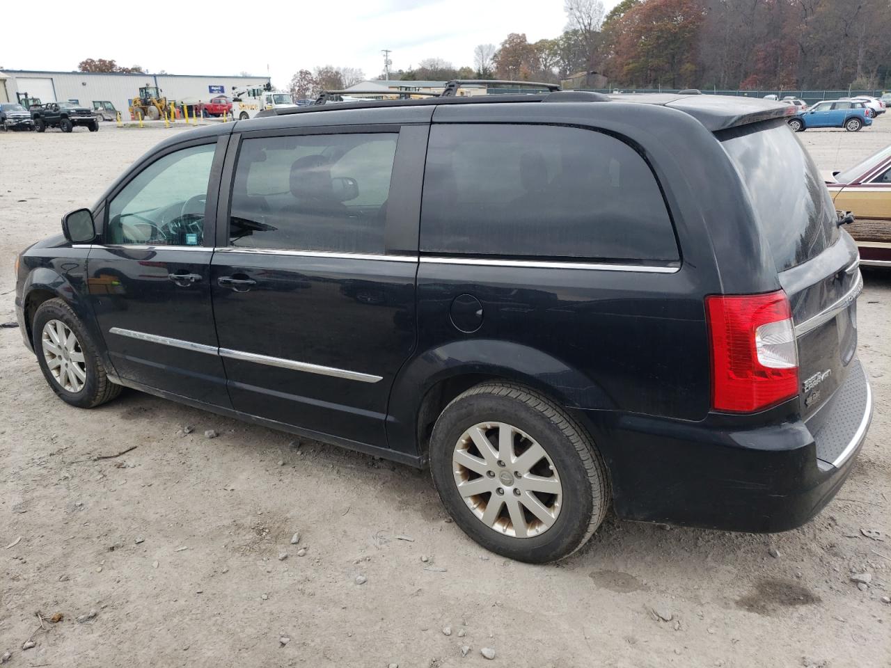 2016 Chrysler Town & Country VIN 2C4RC1BG3GR215080 Copart auction photo, mechanical / minor dent/scratches damage thumbnail 2