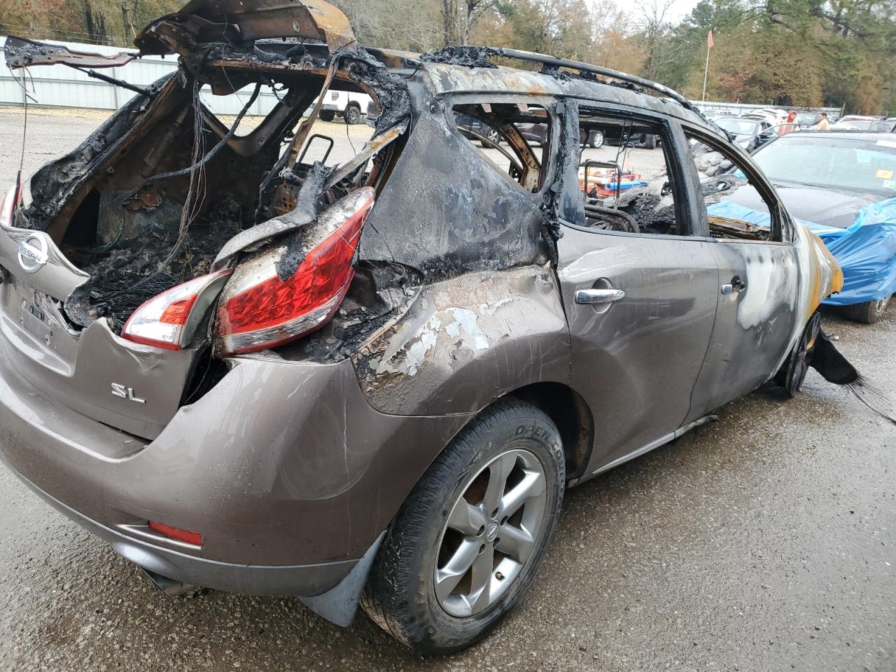 2011 Nissan Murano VIN JN8AZ1MU3BW052482 Copart auction photo, burn damage thumbnail 3