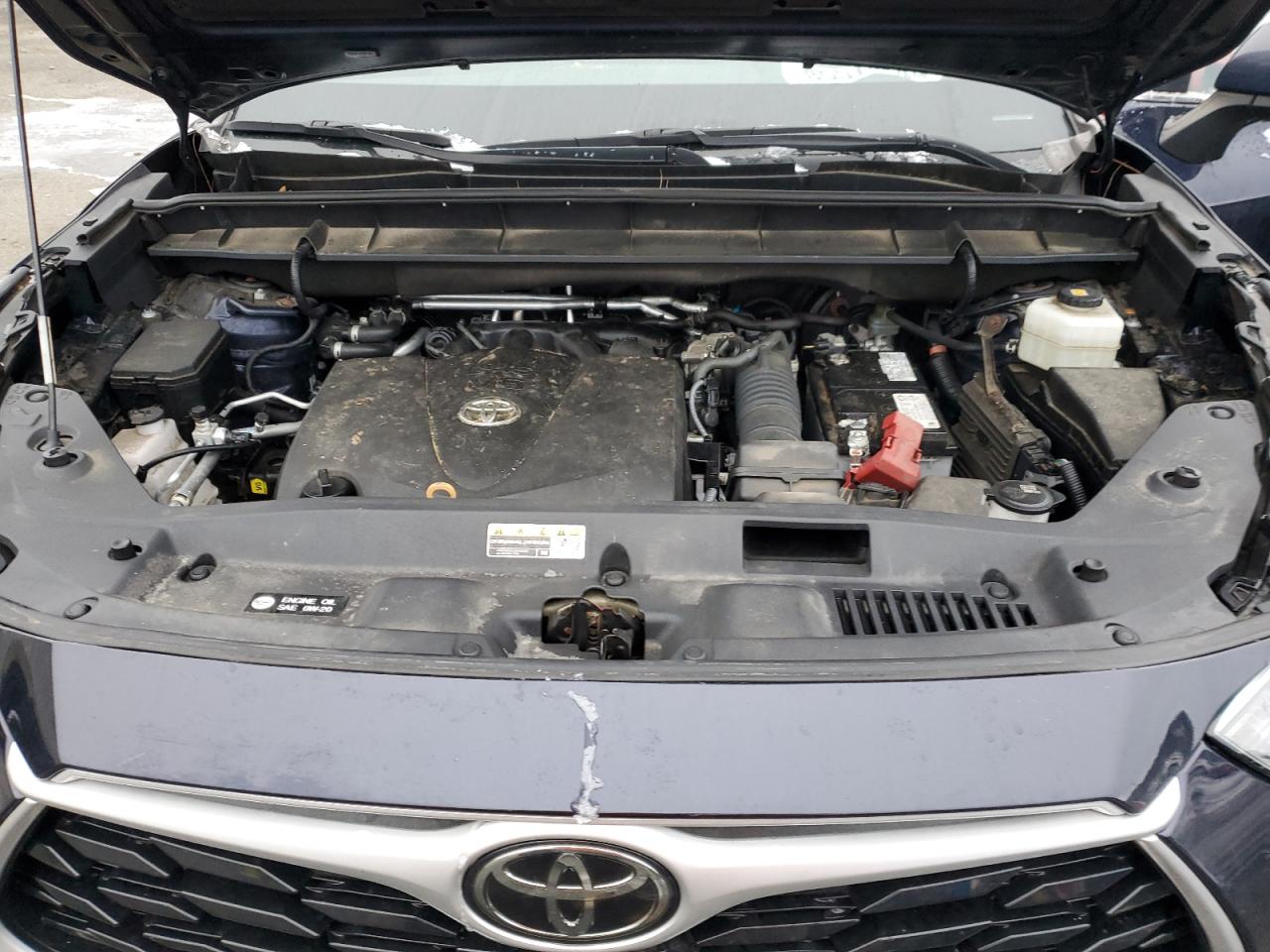2020 Toyota Highlander VIN 5TDBZRBH8LS516128 Copart auction photo, burn / burn - interior damage thumbnail 12