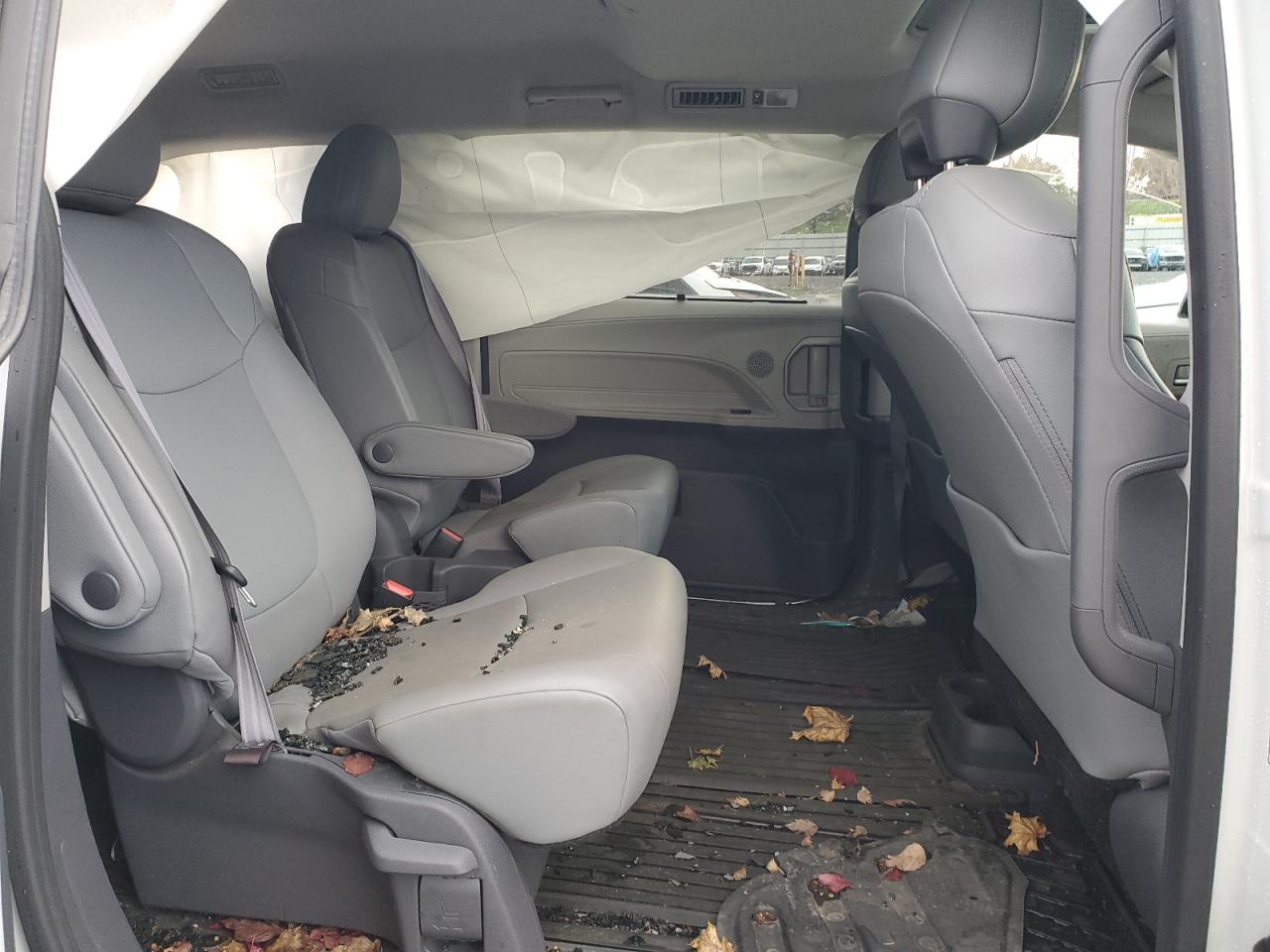 2021 Toyota Sienna VIN 5TDYRKEC7MS053157 Copart auction photo, all over damage thumbnail 11