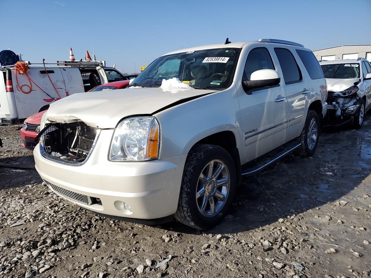 2011 GMC Yukon VIN 1GKS2EEF7BR378252