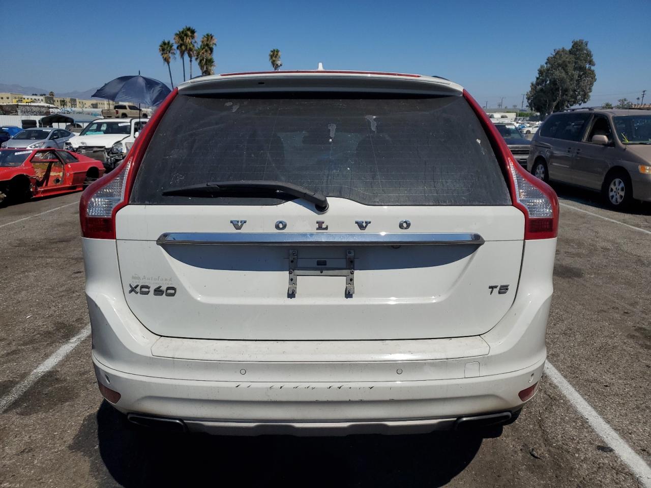 2016 Volvo XC60 VIN YV440MDJ2G2850042 Copart auction photo, burn - engine damage thumbnail 6