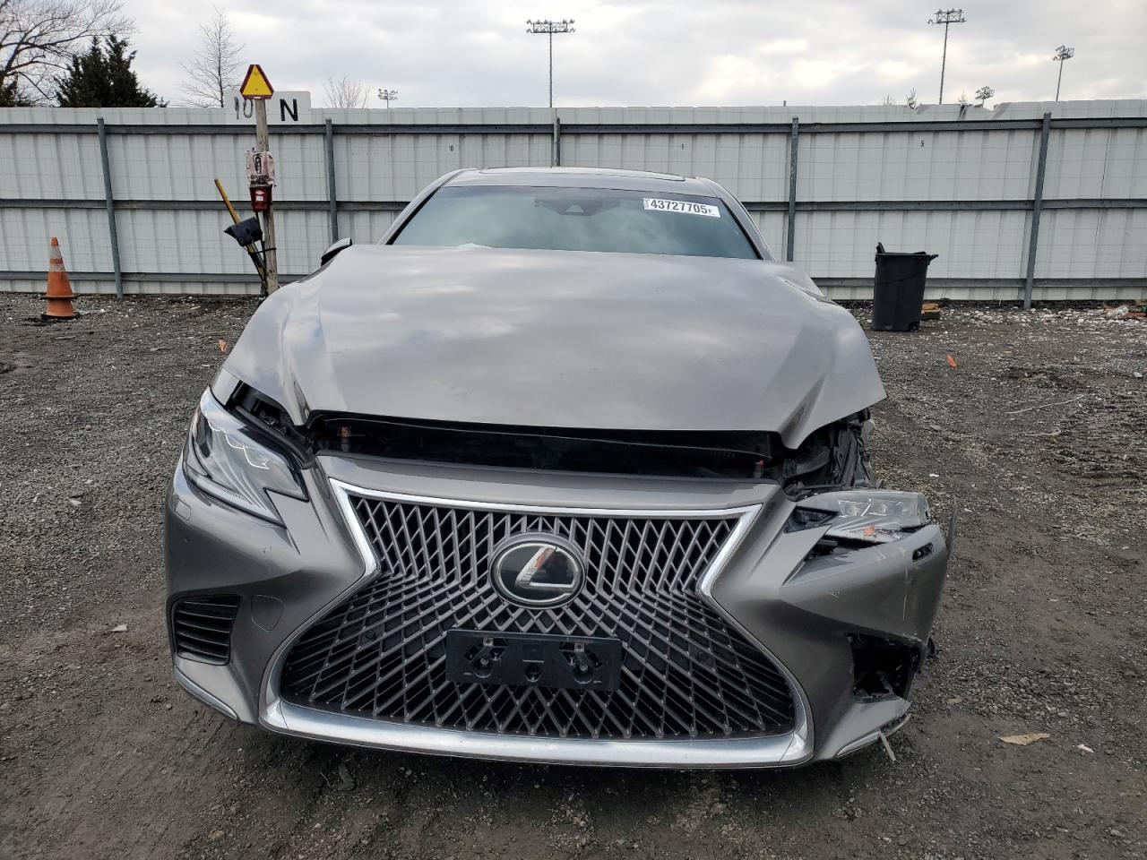 2018 Lexus LS VIN JTHC51FF7J5003545 Copart auction photo, front end / side damage thumbnail 5